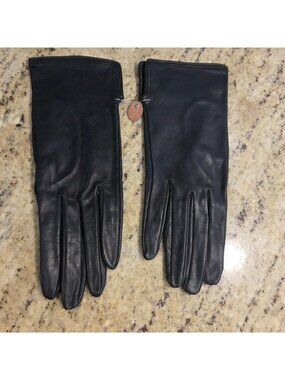 New Vintage Womens Size M 8 Black Soft Leather Lined Gloves Spain